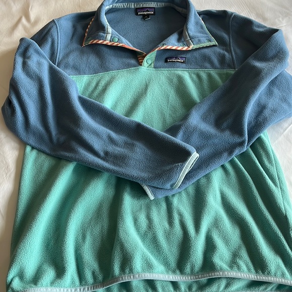 Other - Make Offers!! Patagonia Size M 1/4 Button Sweater